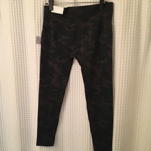 Large Maurices Camo Leggings